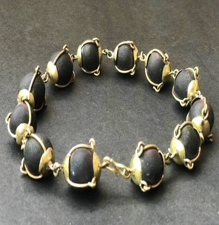 Golden Cap Shaligram Bracelet